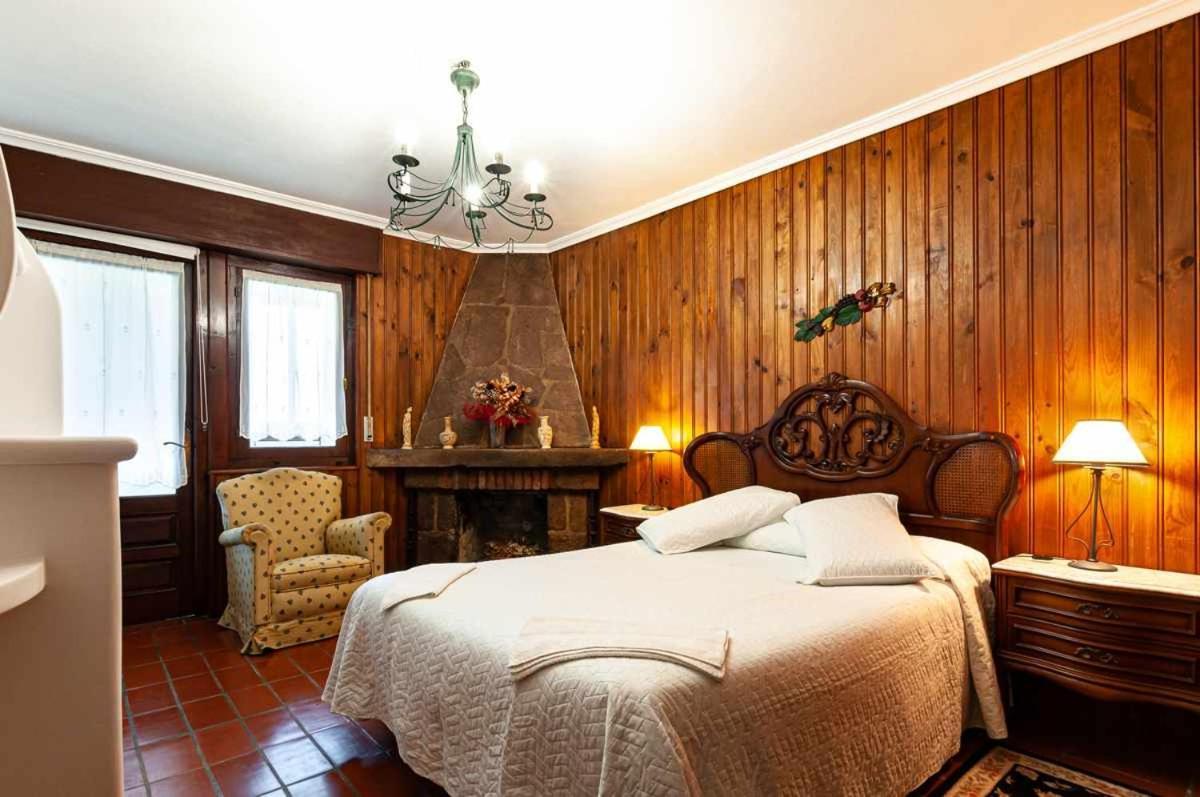 Casa Rural Paco G 10404 Carranceja エクステリア 写真
